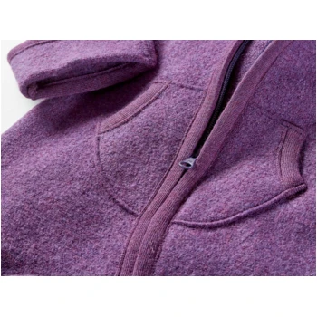 Baby Overall Mit Kapuze Bio-Schurwolle Walk Lila 3 Baby Overall Mit Kapuze Bio-Schurwolle Walk Lila – Bild 3