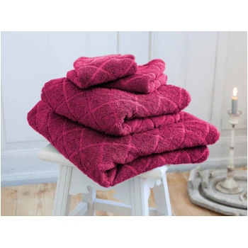 Handtuch-Set Bio-Baumwolle Frottee 4-teilig Raute Fliederbeere 1 Handtuch-Set Bio-Baumwolle Frottee 4-teilig Raute Fliederbeere